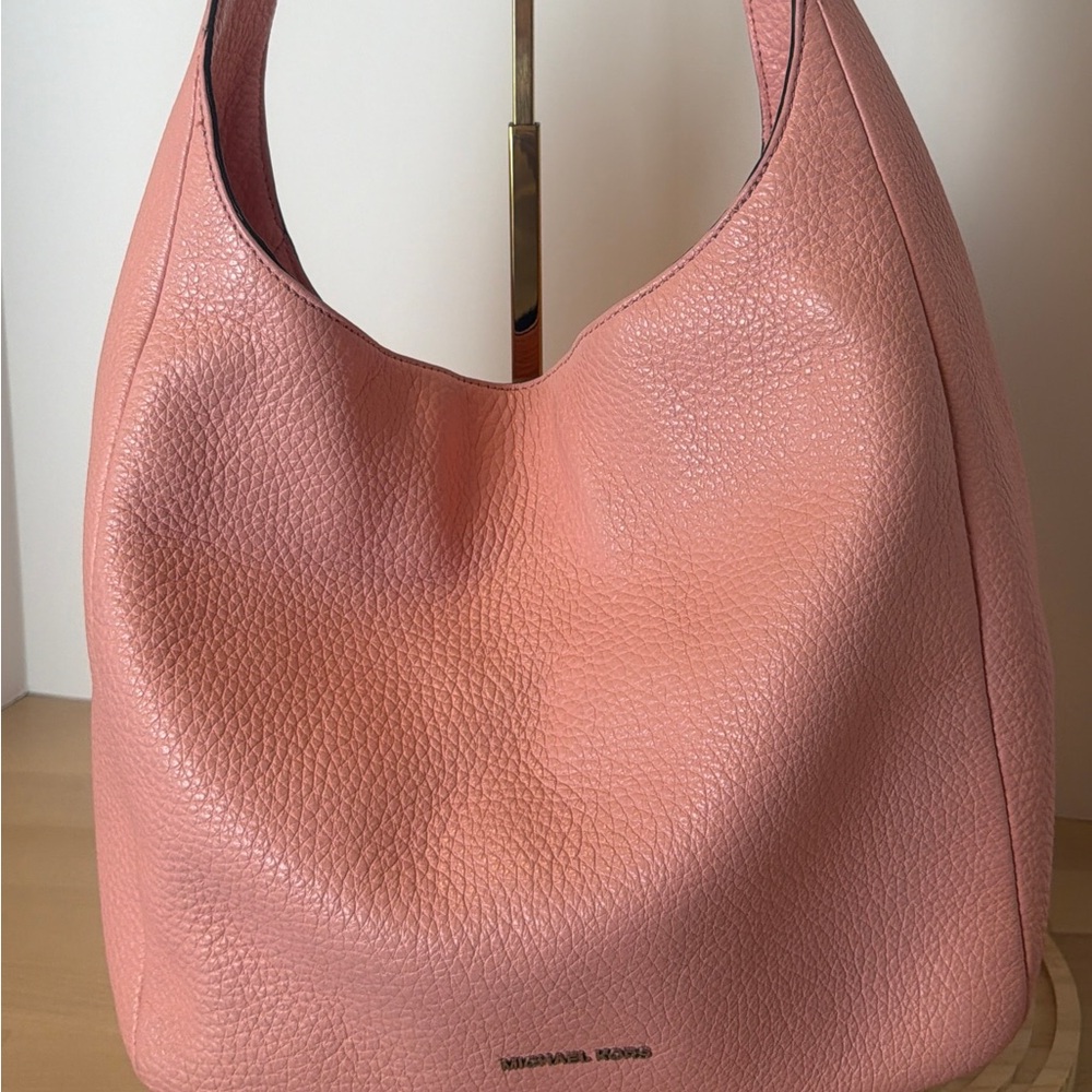 Elegant Michael Kors Lena Pink blush Leather Hobo Bag